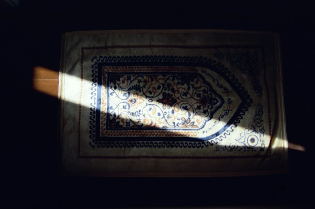 Premium Velvet Prayer Rug